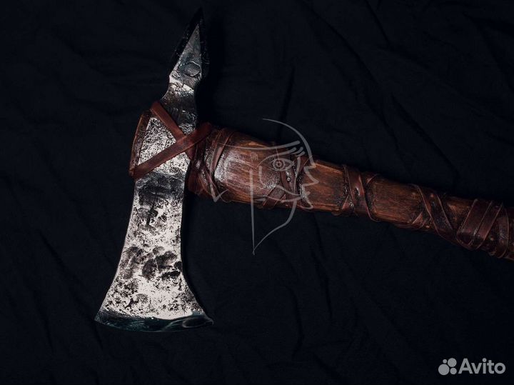 Топор кованый Черокки 2