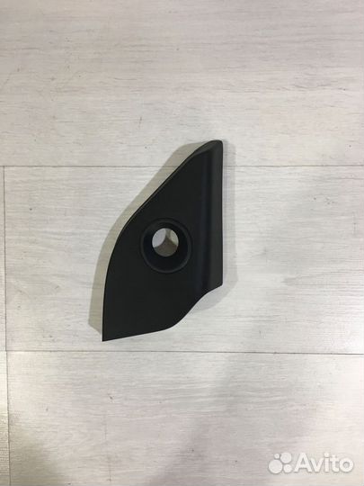 Уголок зеркала внутренний прав LADA xray 1.6 мт