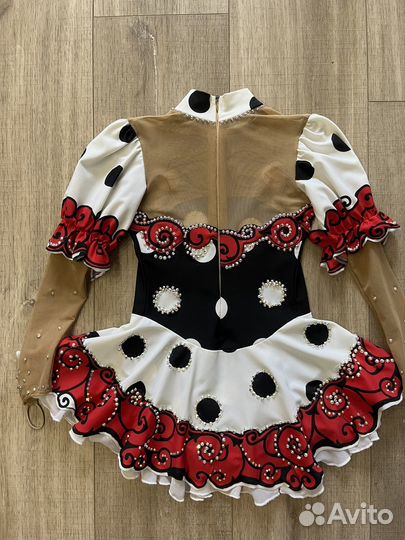 Платье для фигурного катания