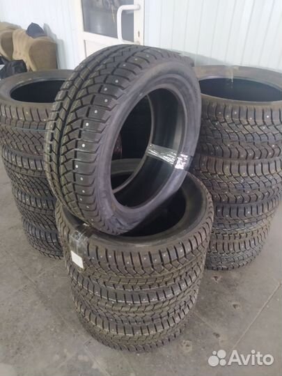 Viatti Brina Nordico V-522 225/50 R17 94T