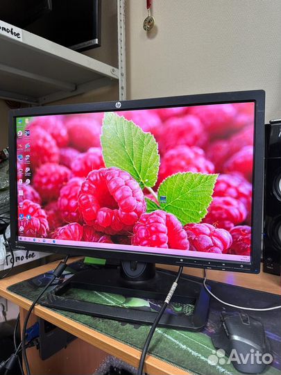 Монитор HP ZR2240w