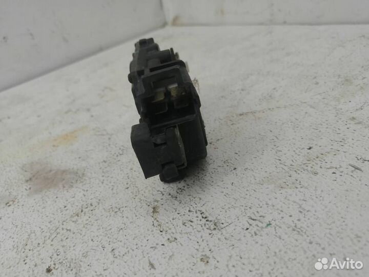 Активатор замка двери Hyundai Elantra 2 J2 J3