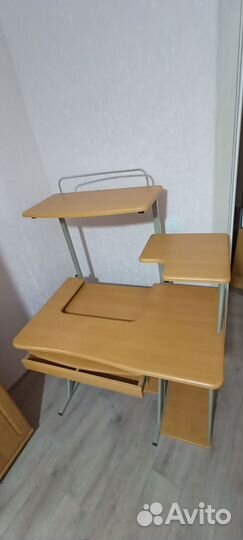 Компьютерный стол