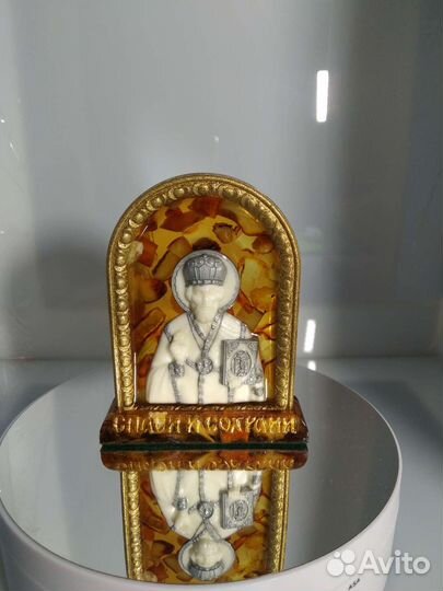 Иконы ручной работы, янтарь + ювелирная эмаль