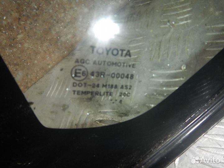 Стекло кузовное глухое левое, Toyota (Тойота) -aur