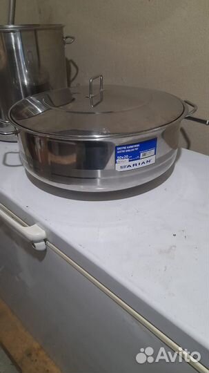 Продаю кастрюли