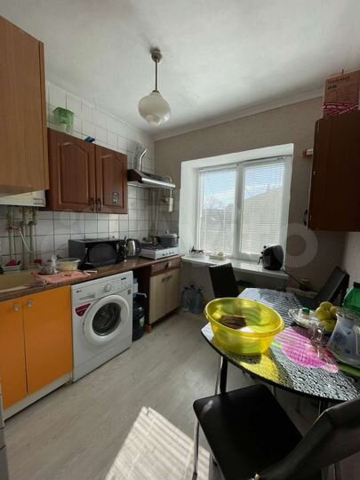 3-к. квартира, 65 м², 2/2 эт.