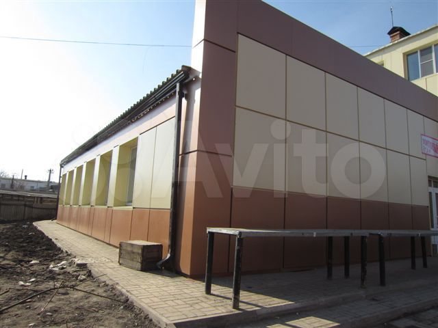 Торговая площадь 1 678,3 м²