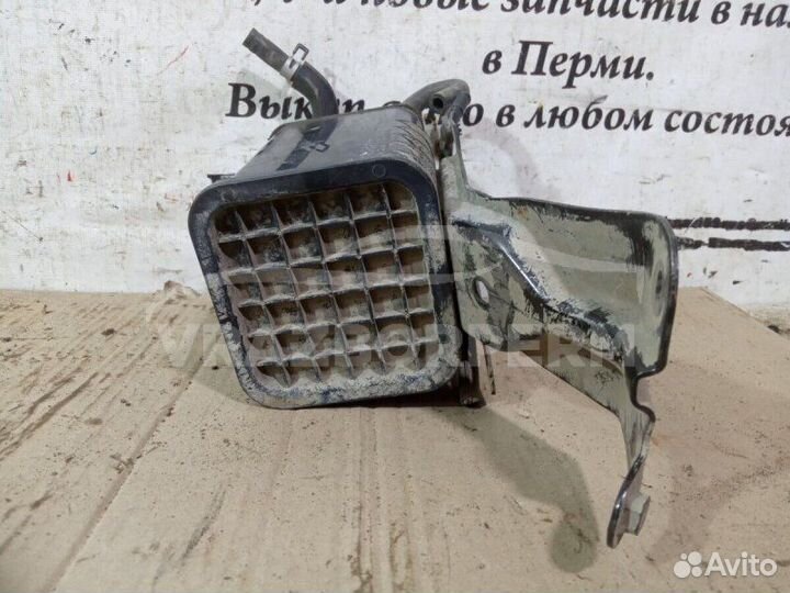 Абсорбер (фильтр угольный) Toyota Avensis 2