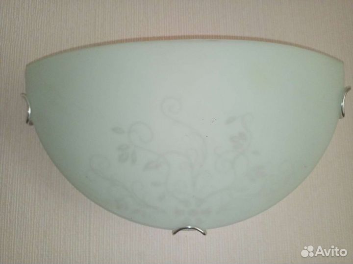 Светильник настенный, бу в отличном состоян