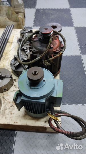 Двигатель для токарного станка тв 4