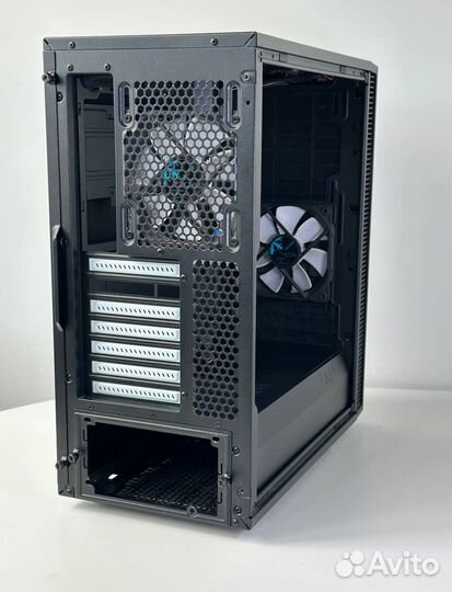 Корпус Fractal Design Define C