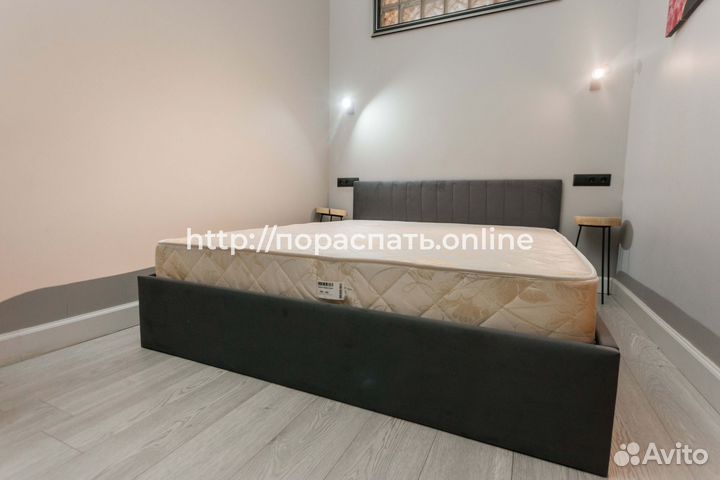 Кровать детская с мягким изголовьем