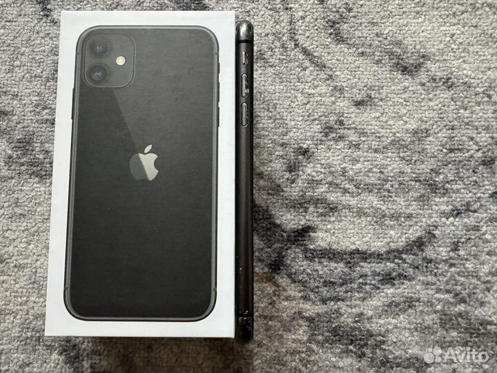 iPhone 11, 64 ГБ