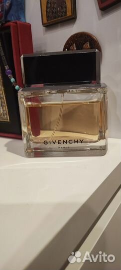 Givenchy Dahlia Noir l eau парфюм