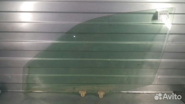 Стекло двери переднее левое Nissan Primera P11