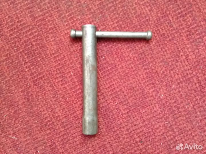 Ключ балонный 19 и свечной 14 мм