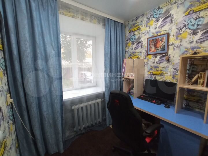 2-к. квартира, 42 м², 1/4 эт.