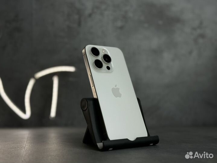 iPhone 15 Pro, 256 ГБ