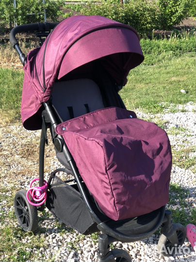 Прогулочная коляска