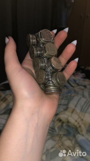 Монетная статуя