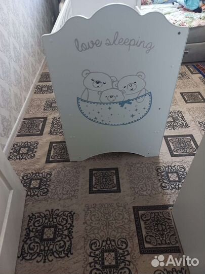 Детская овальная кроватка