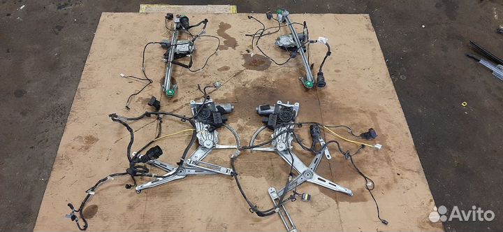 Стеклоподъёмники Opel Zafira А опель зафира А