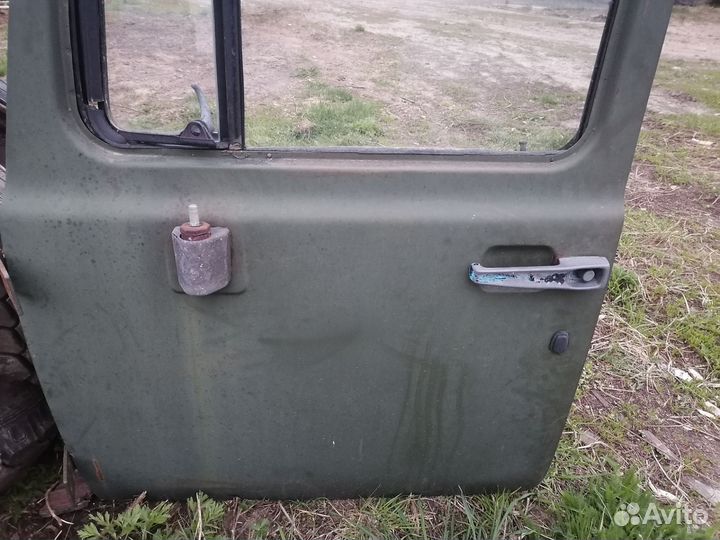 Дверь на газ 3307