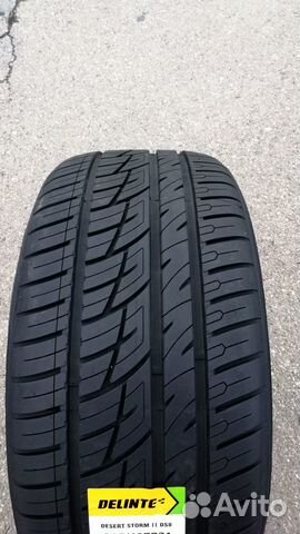 Delinte DS8 Desert Storm II 265/40 R22 106V