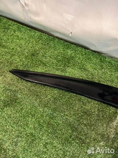 Ветровик передний левый Honda Vezel RU4 LEB 2014