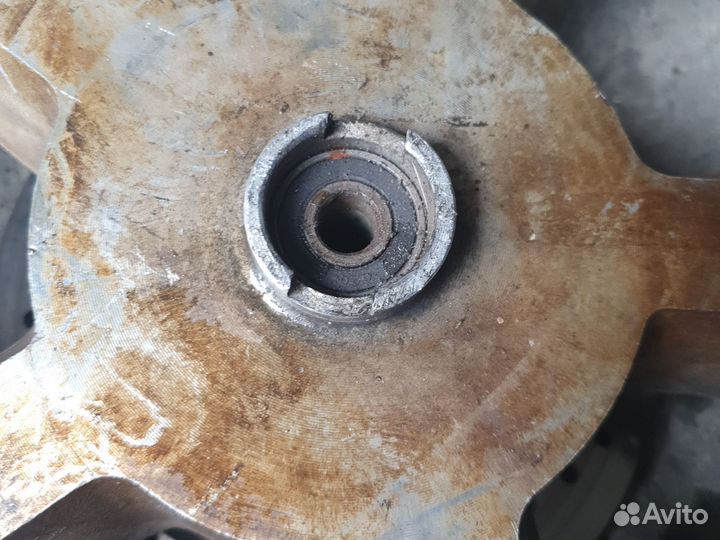 Б/У диск на скутер радиусом 14