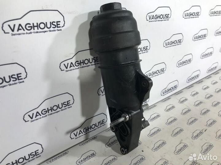 Корпус масляного фильтра Audi A5 8T 3.2 cala 2008