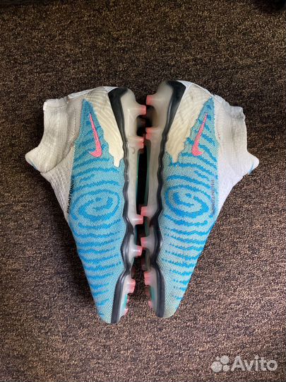 Бутсы Nike Phantom
