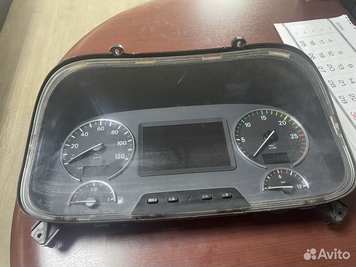 Панель приборов Mercedes-Benz 0044467621