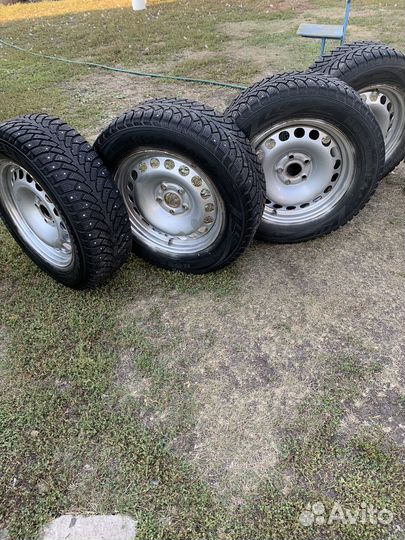 Nordman Nordman 4 215/65 R16