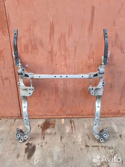 Подрамник передний Audi A4 B8 A5 8T