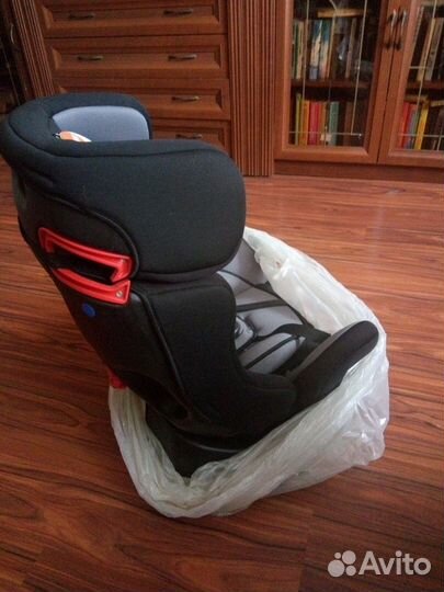 Продам автокресло