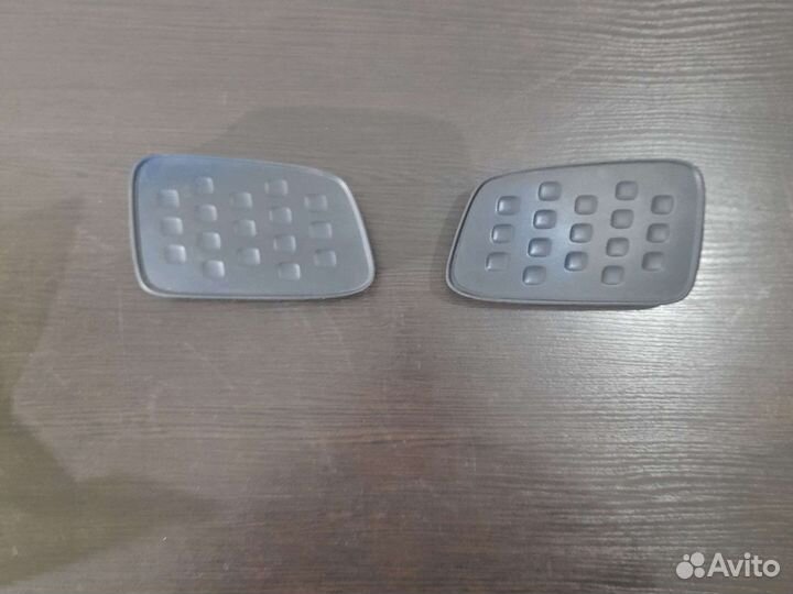 Заглушка бампера toyota corolla axio nze 141