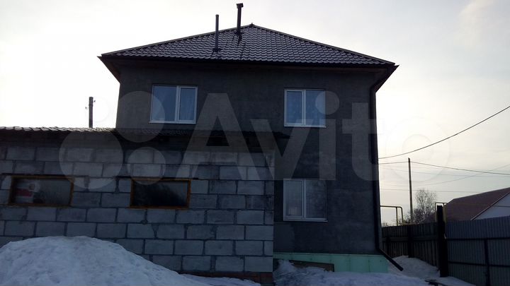 Дом 193 м² на участке 6,4 сот.