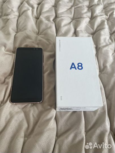 Samsung Galaxy A8 (2018), 4/32 ГБ