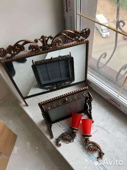 Зик зеркало и полка