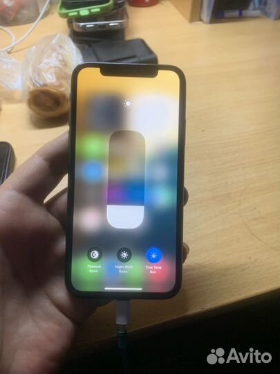 iPhone Xs, 64 ГБ