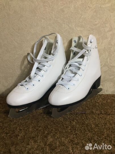 Коньки фигурные Nordway Nicole