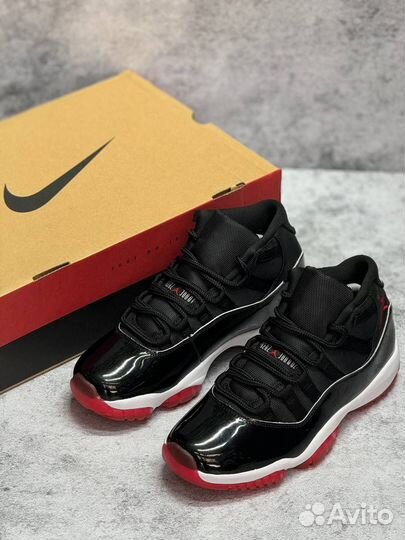 Nike Air Jordan 11 Retro Bred