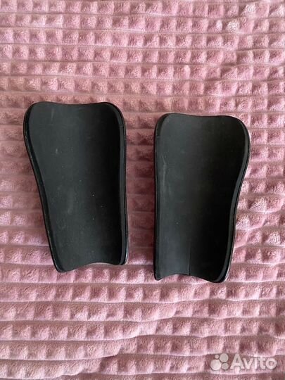 Щитки футбольные nike