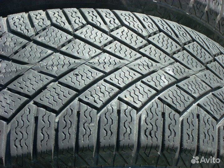 Continental ContiVikingContact 7 205/55 R16 94T