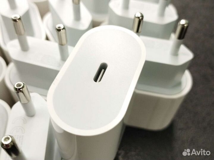 Блок питания iPhone 20w