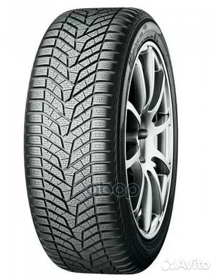 Yokohama BluEarth Winter V905 235/45 R19