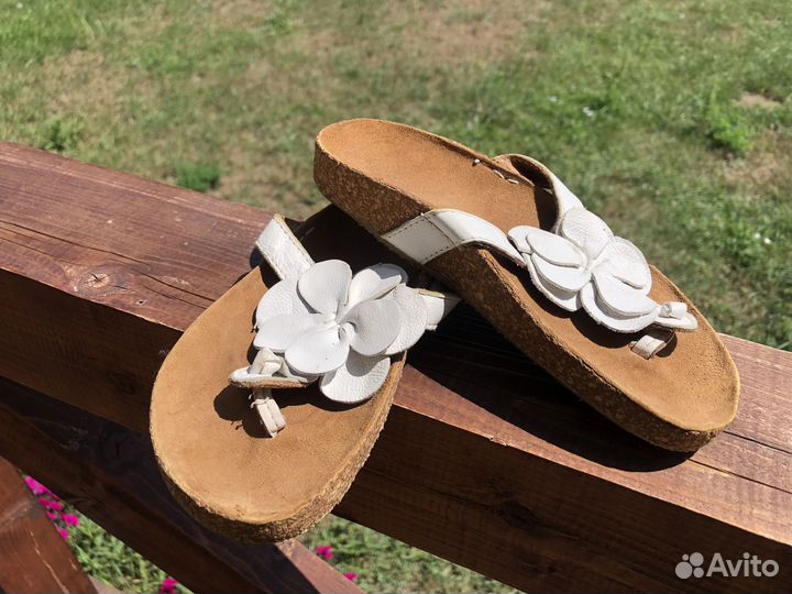 Сланцы кожаные для девочки