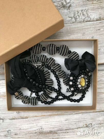 Бижутерия бусы колье